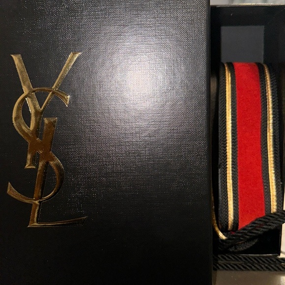 YVES SAINT LAUREN Russian 
COLLECTION RED
SUEDE BLACK GOLD
BELT, 1970S - Picture 8 of 11